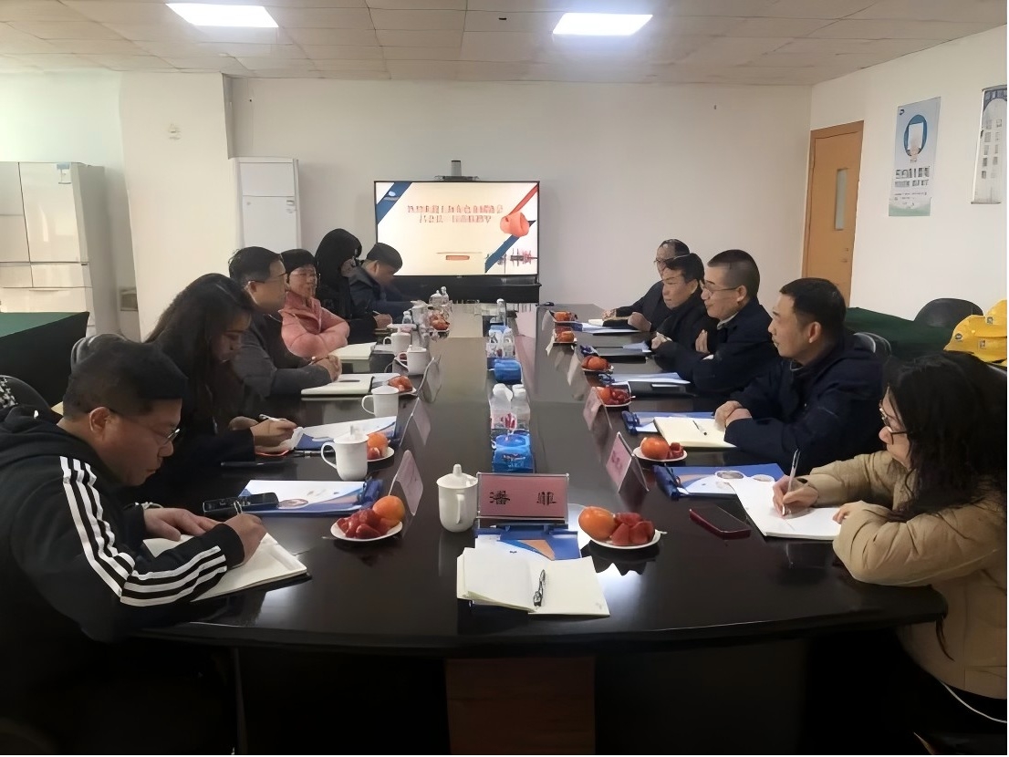 協(xié)會(huì)會(huì)長(zhǎng)呂金海帶隊(duì)走訪理事單位——上海龍陽(yáng)、上海龍昂